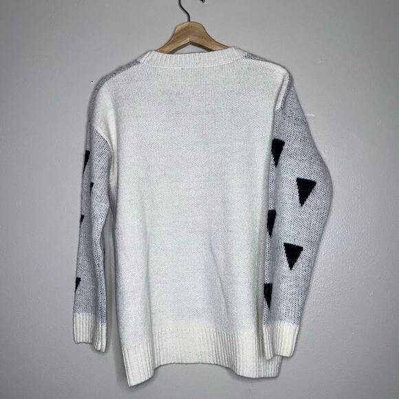 Vici Exclusive Chevron Knit Sweater Small Gray Black White Wool Blend NWT - Picture 5 of 5